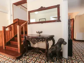HESELWOOD, pet friendly, character holiday cottage in Lyme Regis - Image 2
