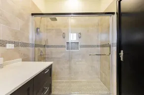 Breathtaking Ocean-view, hot-tub, pool, rooftop access & grill - Image 3