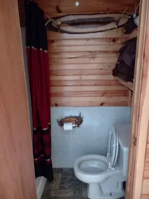 Cozy 1 Room Cabin - Image 2