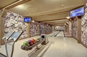 Ski-in/Out 10 Yards to  Lift Arcade Bowling Pool/Hot Tub Pool Table   - Image 3