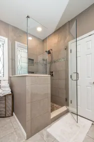 Beau 4 BR, 4. 5 Bath, maison exécutive avec piscine creusée et accessible aux handicapés! - Image 5