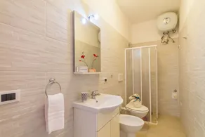 Casa Lory 3 Cozy And Near The Sea - Happy Rentals - Image 2