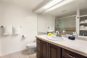 Hawaiian Unit + Walking Distance to Town - AC & Wifi! - Vrkcv - Image 3
