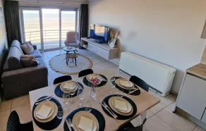 Beach Front Apartment In Oostende - Image 4