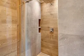 Apartment \"Aria di Casa Piazzi\" with Mountain View, Shared Garden & Wi-Fi - Image 4