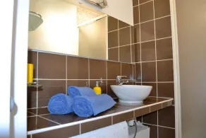 \"I jazz the colors in Albi\", 2 bedroom apartment, right in the center of ALBI - Image 4
