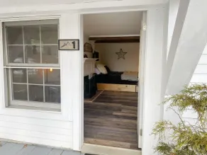 Deluxe King, kitchenette, fireplace - Image 2