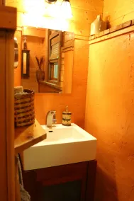 Private Getaway-17 miles to Asheville,  Hot Tub & Fireplace, Pet Friendly - Image 3