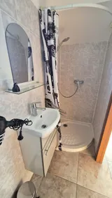 Seaside pretty mini villa T2 300 m from the beach, 20 km from Bastia - Image 3