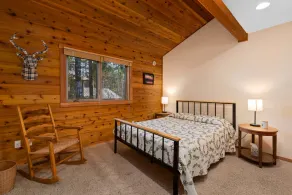 Enchanting Lindal Waterfront Cabin - Image 5