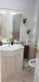 Apartment in residence - Image 2