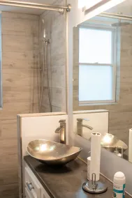 Cozy Cottage within walking distance of downtown! - Image 3