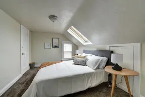 Historic District 1BR on 3rd Floor near Cleveland Clinic ~ Quiet & Safe - Image 3