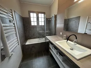 Gîte avec barbecue, terrasse et jardin - Image 2