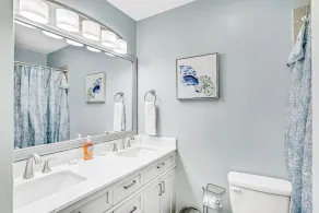 Charming home near beach & golf with central AC & patio - dog-friendly - Image 3