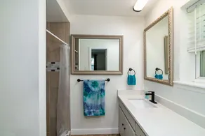 Saltwater pool, theater room, game room, 3 bed 2 bath. Quite safe neighborhood.  - Image 4