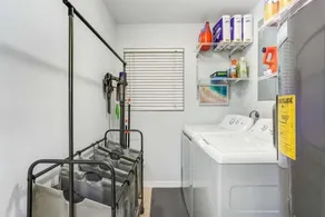 1 Bedroom House with Hot Tub - Image 2