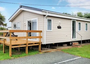 Superior Lodge (sleeps 8) - Image 5
