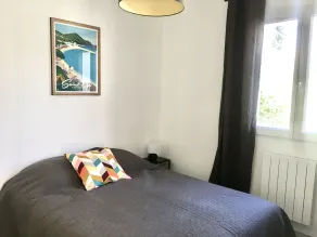 À 5 min à pied de la plage des Lecques, notre jolie maisonnette vous accueille ! - Image 3