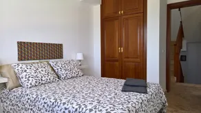 Fantastic 2 bed  2 bath villa with heated pool near town center. - Image 4