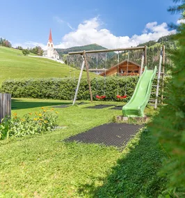 Ferienwohnung 'Alpengruss Ignis' mit Bergblick, Gemeinschaftsgarten und WLAN - Image 2