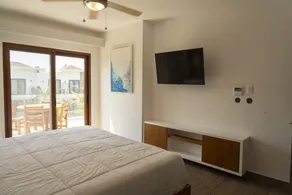 2 bedrooms villas with direct entry to the pool - Image 4