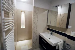 Galerius Golden Beach Apartment - Image 2