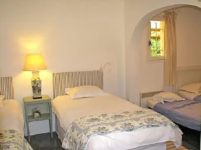 Traditionelle provenzalische Villa mit eigenem beheizten Pool - Image 2