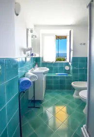AMORE RENTALS - Casa Raffi - Image 2