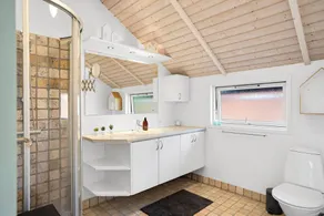 Helles und einladendes Sommerhaus in Nordseeland - Image 4