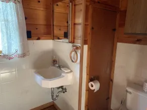 Gresham Shores - Woodies Perch - PET FRIENDLY - Image 4