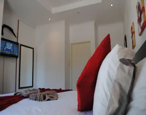 StayBridge Apartments Suites & Chalets - Image 4