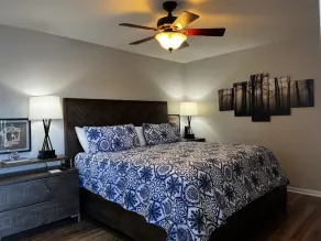 Charming condo with beautiful lake views - Image 4