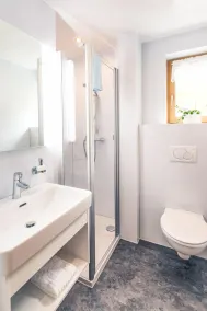 Haus Rothorn, panorama de apartamentos para 6-7 personas con balcón en un lugar soleado - Image 2