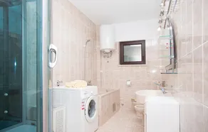 Three Bedroom Holiday Home In Donji Prolozac - Image 4