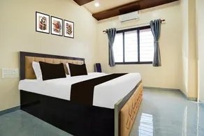 Deluxe Hotel Dhaba - Image 5