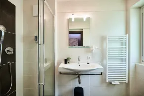 EVI APARTMENTS - Louise - Image 4
