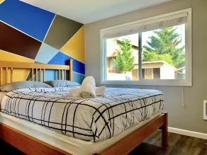 2 BR Single Story Townhouse w King Bed - Image 5