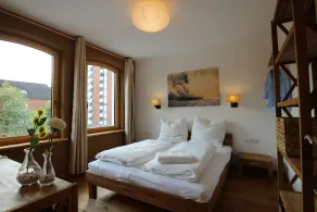 2017 ecologically renovated, high quality furnished cottage with yard. - Image 4
