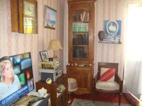 OLD VILLAGE HOUSE - Image 3