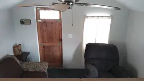 Cute cozy cabin - Image 5