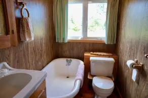Writer's Retreat: Privacy within sight and sound of the sea - Image 4