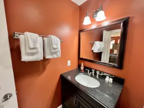 Pet friendly home with Breathtaking views - Image 4