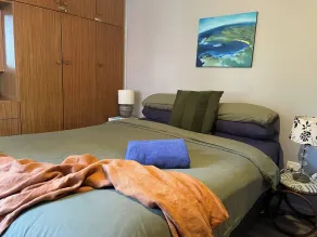REDBEARD'S HIDEAWAY - Iconic Australian  beachside shack, 2 min to the sea. - Image 3