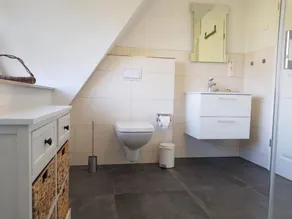 House - Image 5