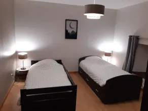 Triplex in renovated farmhouse with private Nordic bath - Image 3