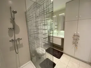 Port-Louis: 1-Bedroom Apartment with Terrace, Parking and Wifi - Image 3