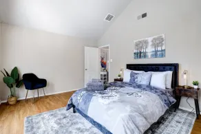 Pool Escape Game Room & Fire Pit - Image 4