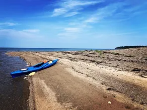 Oceanfront Sunset Cottage with Kayaks - Image 4