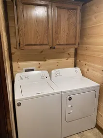 \"HIDDEN BLISS\" CABIN ON 5 ACRES with Hot Tub! - Image 2